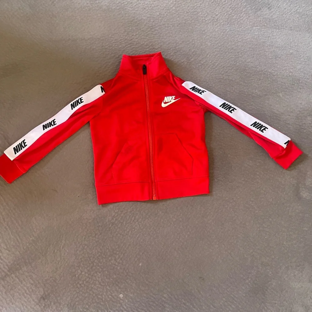 Nike Kids Red Tracksuit Set with White Logo Tape - Picture 2 of 8